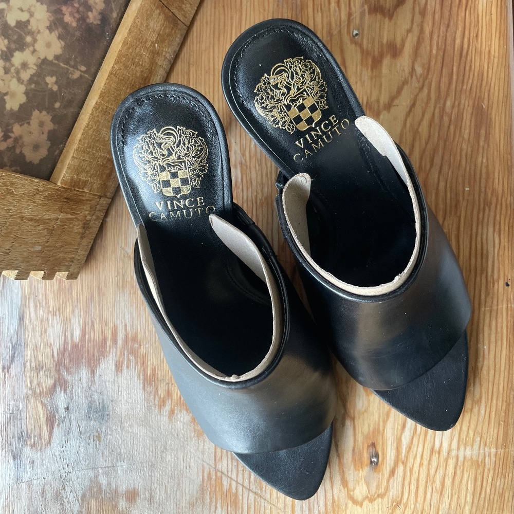 Vince Camuto Black Leather Sandal Mule